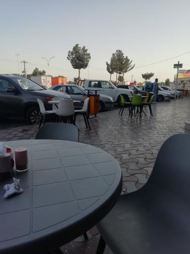 عکس فست فود عطر یاس