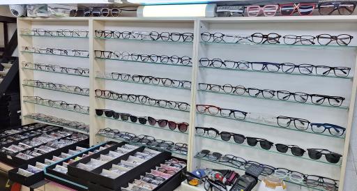 عکس عینک سازی و تعمیرات عینک پاسارگاد شرق