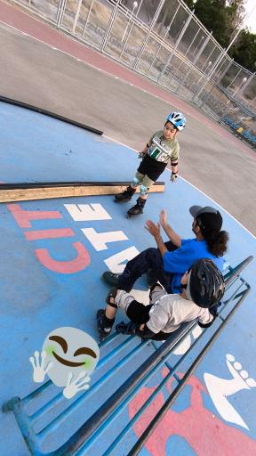 عکس مدرسه اسکیت وکیل آباد