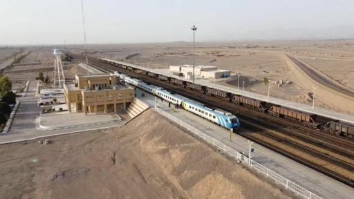 عکس ایستگاه راه آهن اردکان