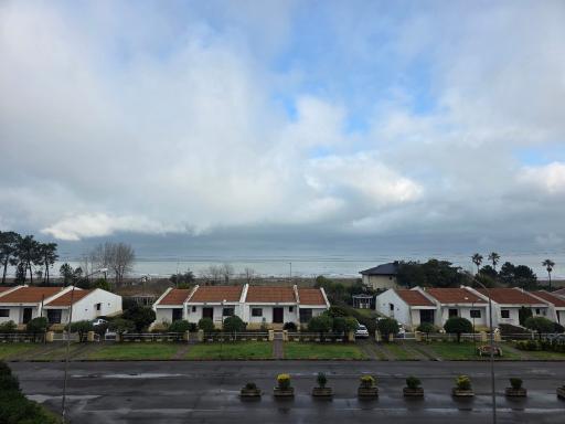 عکس رفاه گستر انزلی