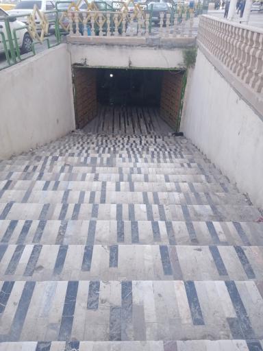 عکس زیر زمین گاراژ نظامی