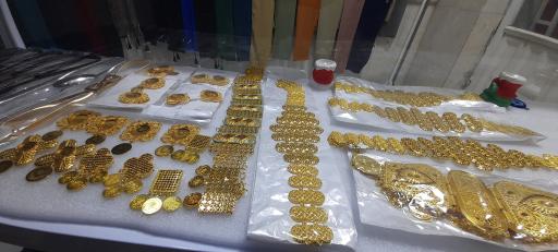 عکس گالری شال و روسری شاجوان