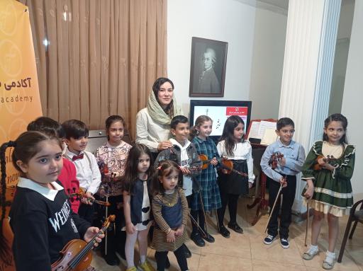 عکس آکادمی موسیقی فراوا