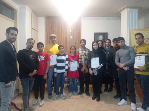 عکس آکادمی موسیقی فراوا