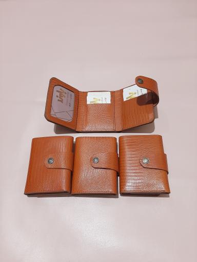 عکس فروشگاه باوند چرم