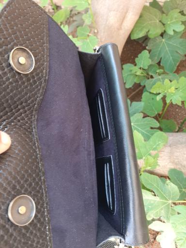 عکس فروشگاه باوند چرم