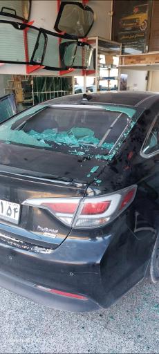 عکس شیشه اتومبیل مصطفی