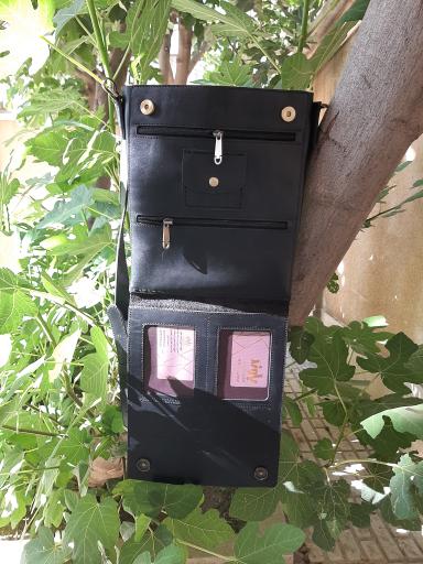 عکس فروشگاه باوند چرم