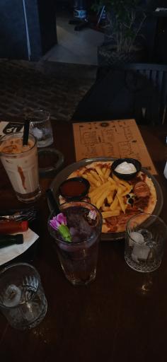 عکس کافه حیات 