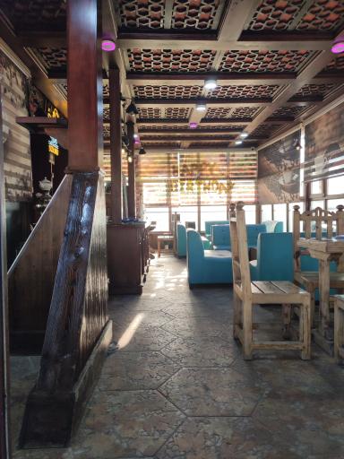 عکس کافه بام