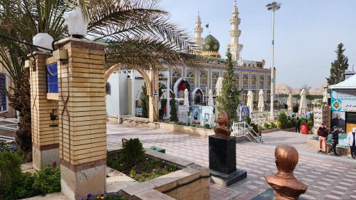 عکس مزار شهید حسین پور جعفری