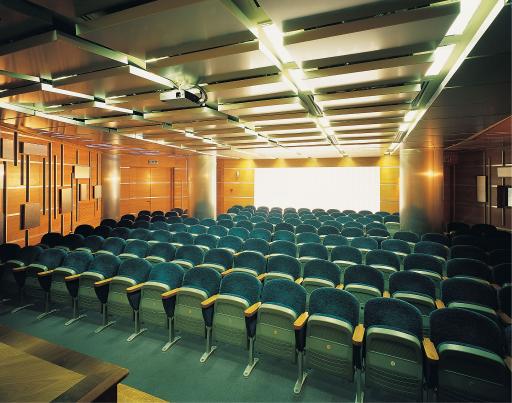 عکس برج بین المللی تهران