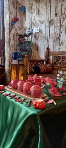 عکس کافه چوبی