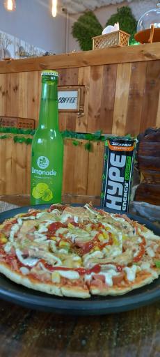 عکس کافه چوبی