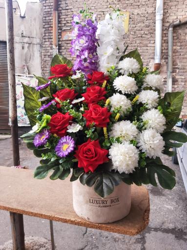 عکس گل فروشی باران