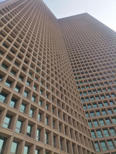 عکس برج بین المللی تهران