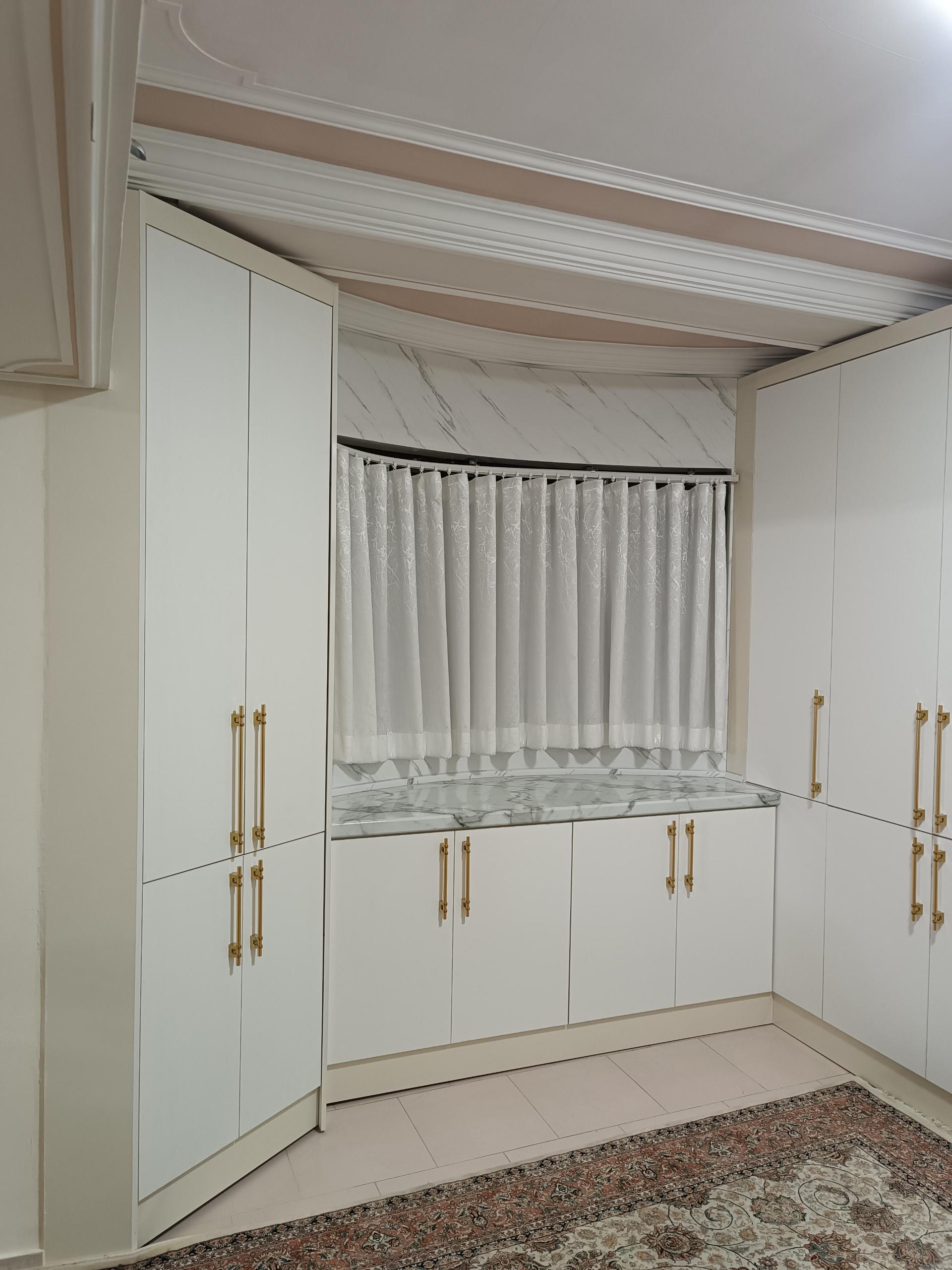 عکس کابینت سرخ 