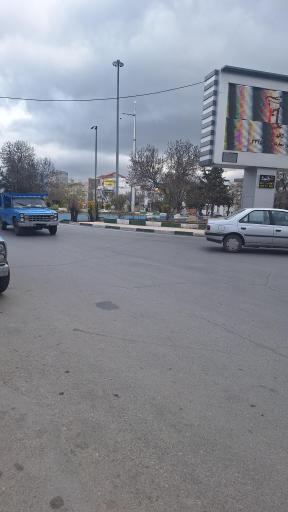 عکس میدان معلم