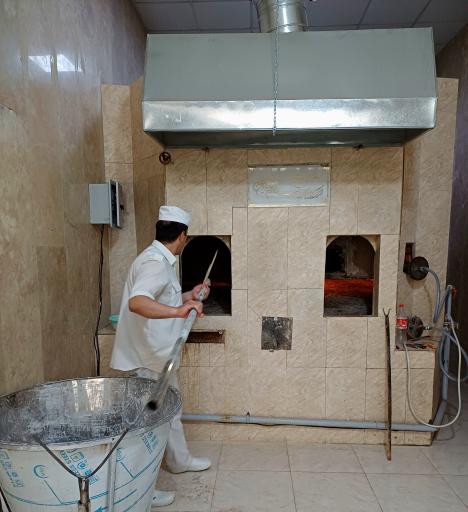 نانوایی سنگکی سینا