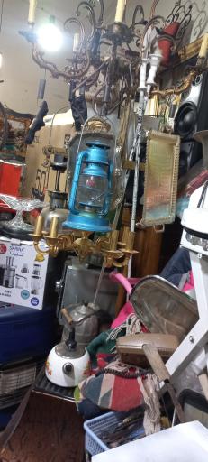 عکس سمساری و آنتیک فروشی قنبری