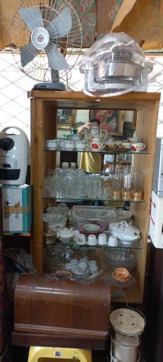 عکس سمساری و آنتیک فروشی قنبری