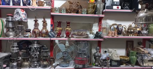 عکس سمساری و آنتیک فروشی قنبری
