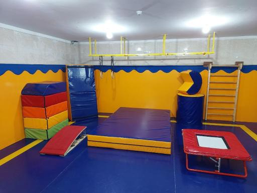 عکس باشگاه ورزشی مبارز