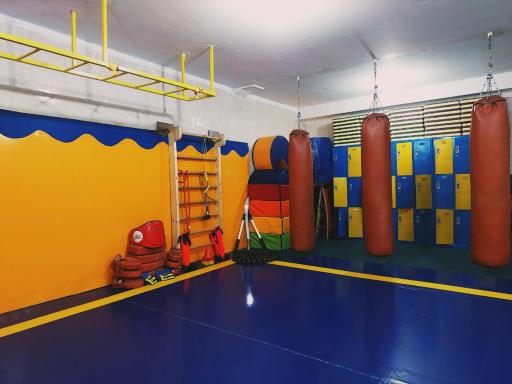 عکس باشگاه ورزشی مبارز