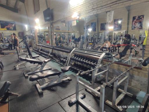 عکس باشگاه ورزشی رکورد