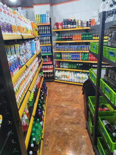 عکس سوپر مارکت نوشا