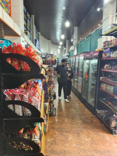 عکس سوپر مارکت نوشا