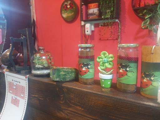 عکس کافه کفشدوزک 