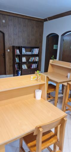 عکس سالن مطالعه باغ کاغذی