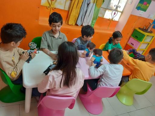 عکس پیش دبستانی و مهد کودک شادی و خنده