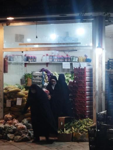 میوه فروشی باجناقها