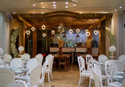 عکس تالار پذیرایی هما