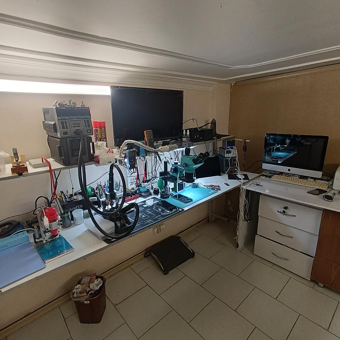 عکس کلینیک آیفون