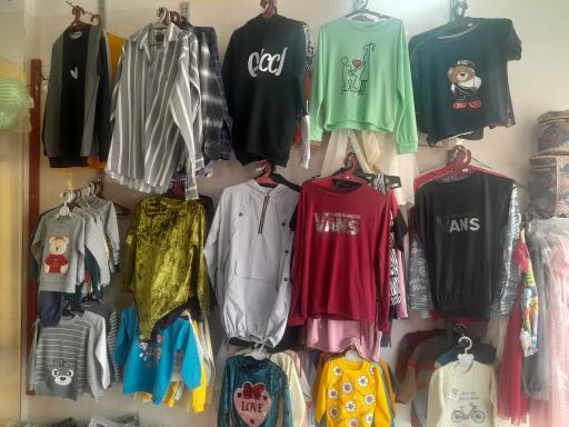 عکس فروشگاه تبسم