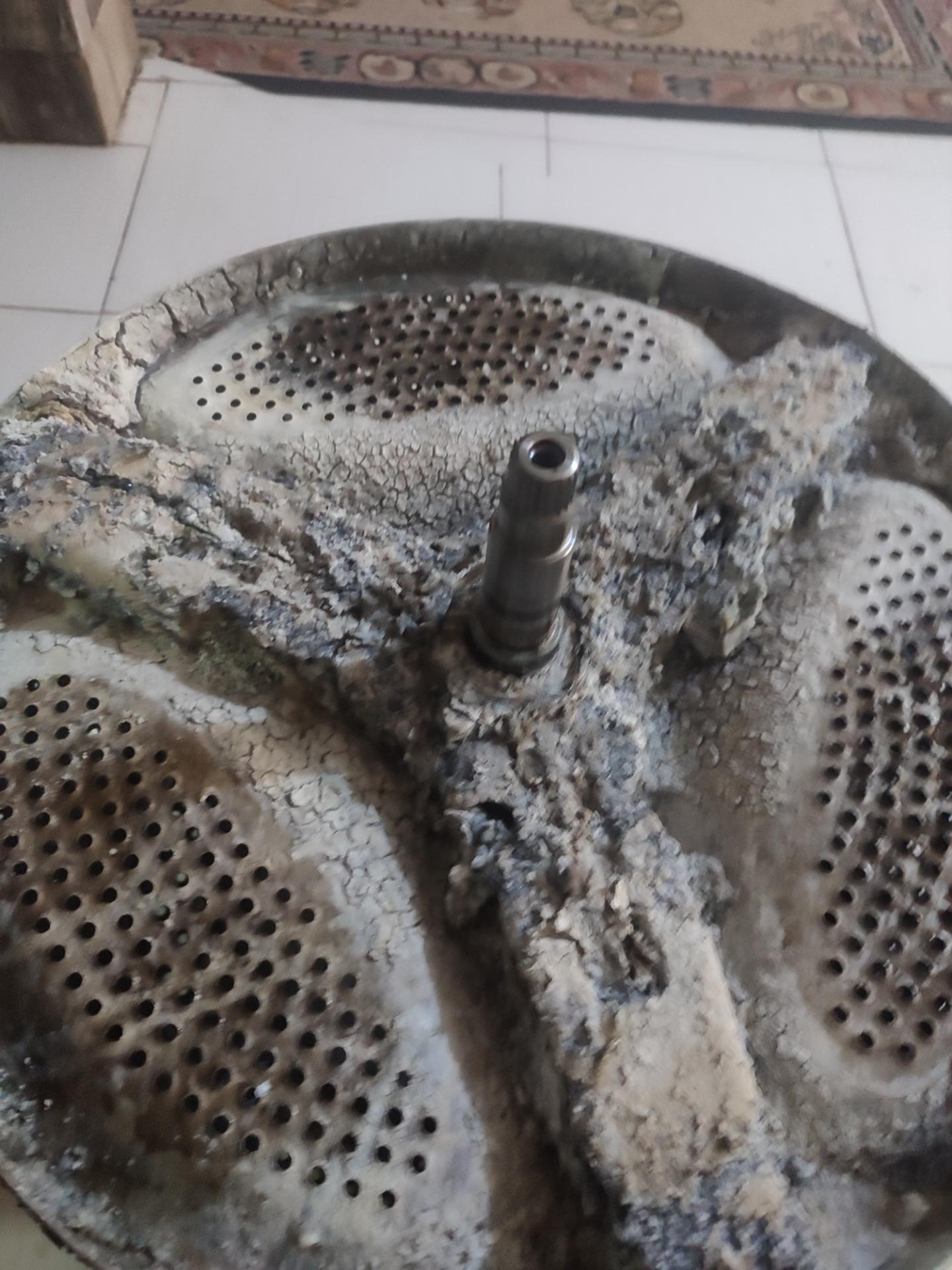 عکس نمایندگی تعمیرات ماشین لباسشویی حقیقی