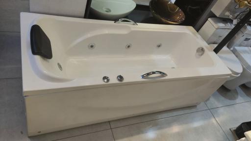 عکس شیرآلات و لوازم بهداشتی سلامتی