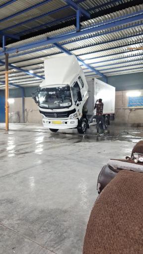 عکس کارواش دوستان