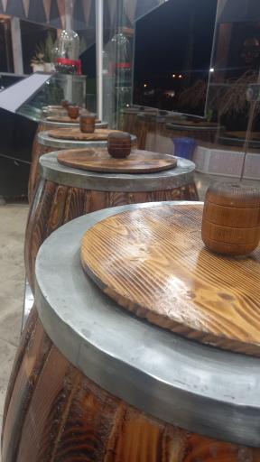 عکس کافه بستنی باران