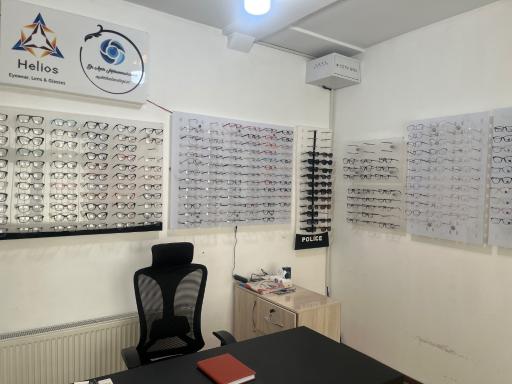 عکس مطب دکتر امیر محمدزاده متخصص چشم پزشکی