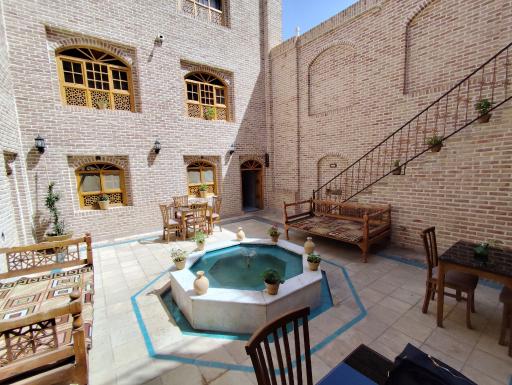 عکس اقامتگاه سنتی خانه یار