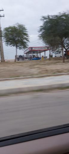 عکس پمپ بنزین نیکان