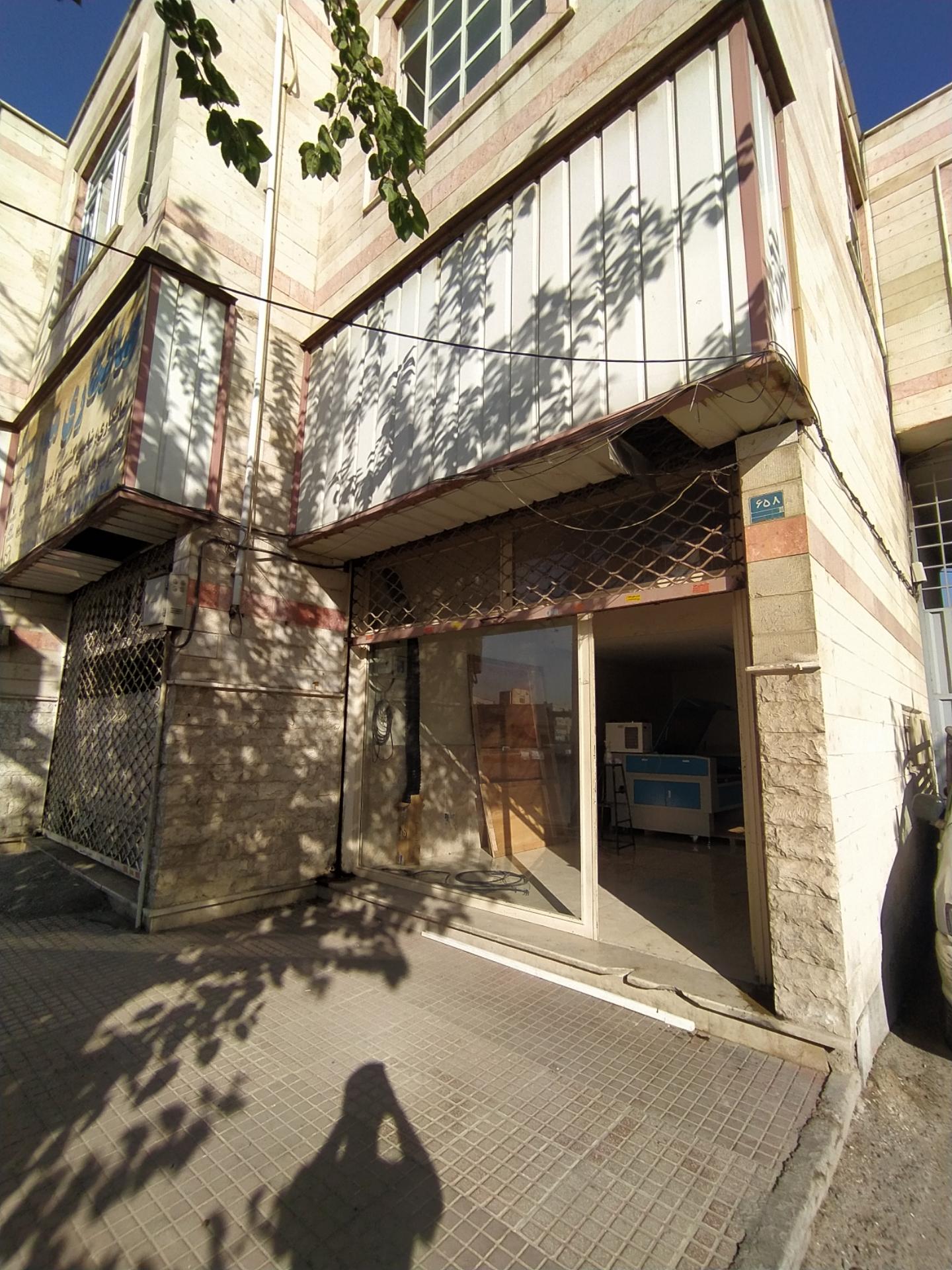 عکس حکاکی و برش لیزر دانش برش 