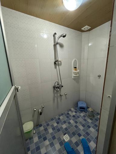 عکس اقامتگاه اسدی