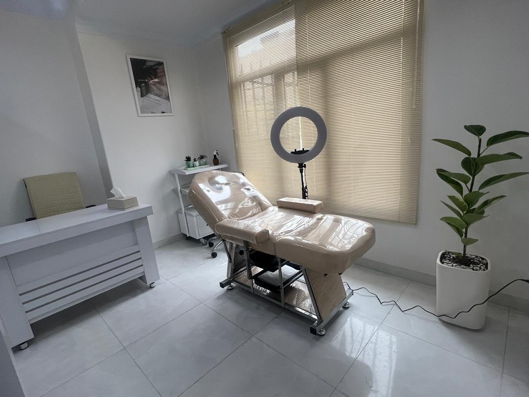 عکس کلینیک نیلماه 