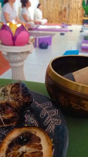 عکس موسسه تخصصی یوگا آسانا